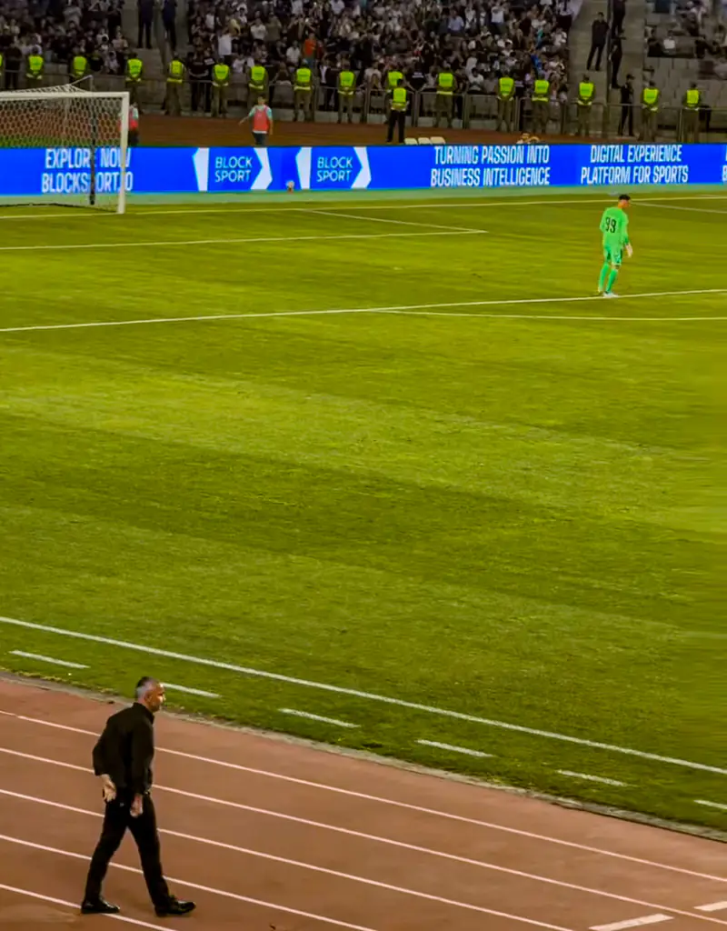 Mateusz Kochalski, bramkarz, latem 2026 w barwach Qarabağu FK — przed transferem do Wieczystej Kraków